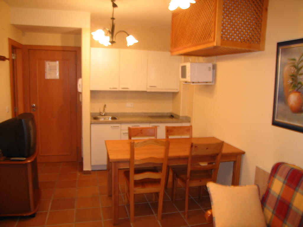 Apartamentos Sierra Nevada Welcome Phòng bức ảnh