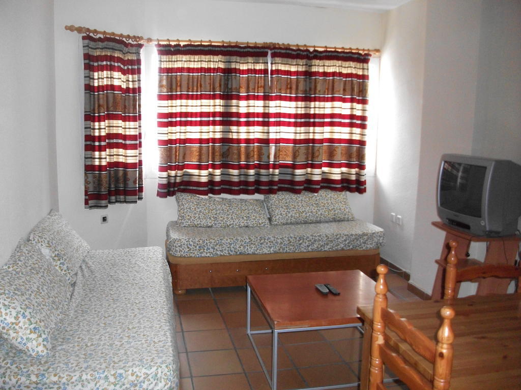 Apartamentos Sierra Nevada Welcome Ngoại thất bức ảnh